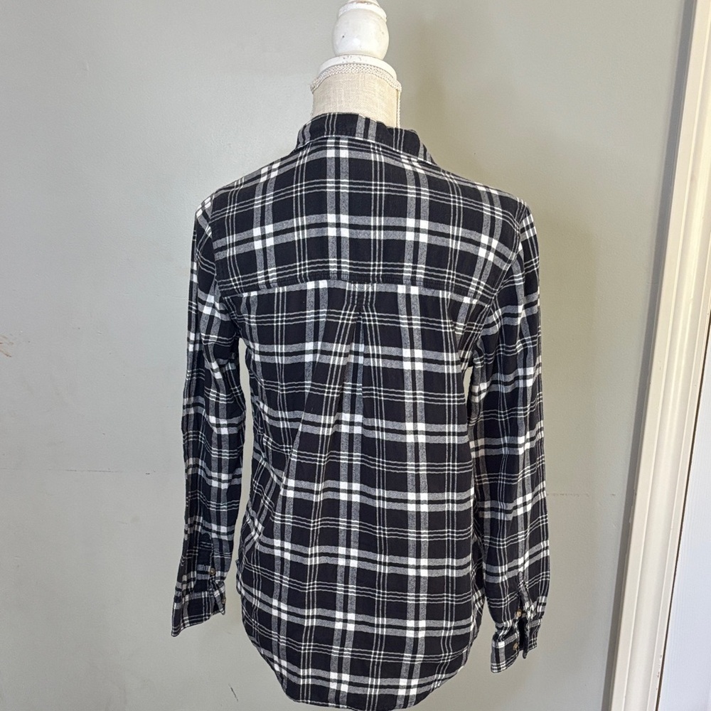 American Eagle Outfitters Black and White Checkered Men's Shirt - Picture 3 of 4
